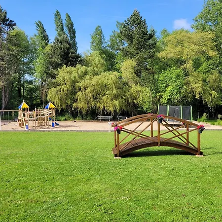 Clos Des Monts Tente Safari R אוהל מפואר Saint-Martin-des-Besaces