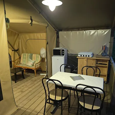 Clos Des Monts Tente Safari R *